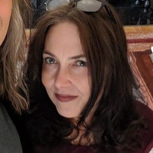 Meet your Posher, Michele